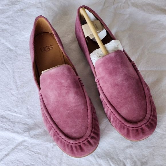 UGG slip-on pink purple suede flat loafer size 7 New - Picture 2 of 10